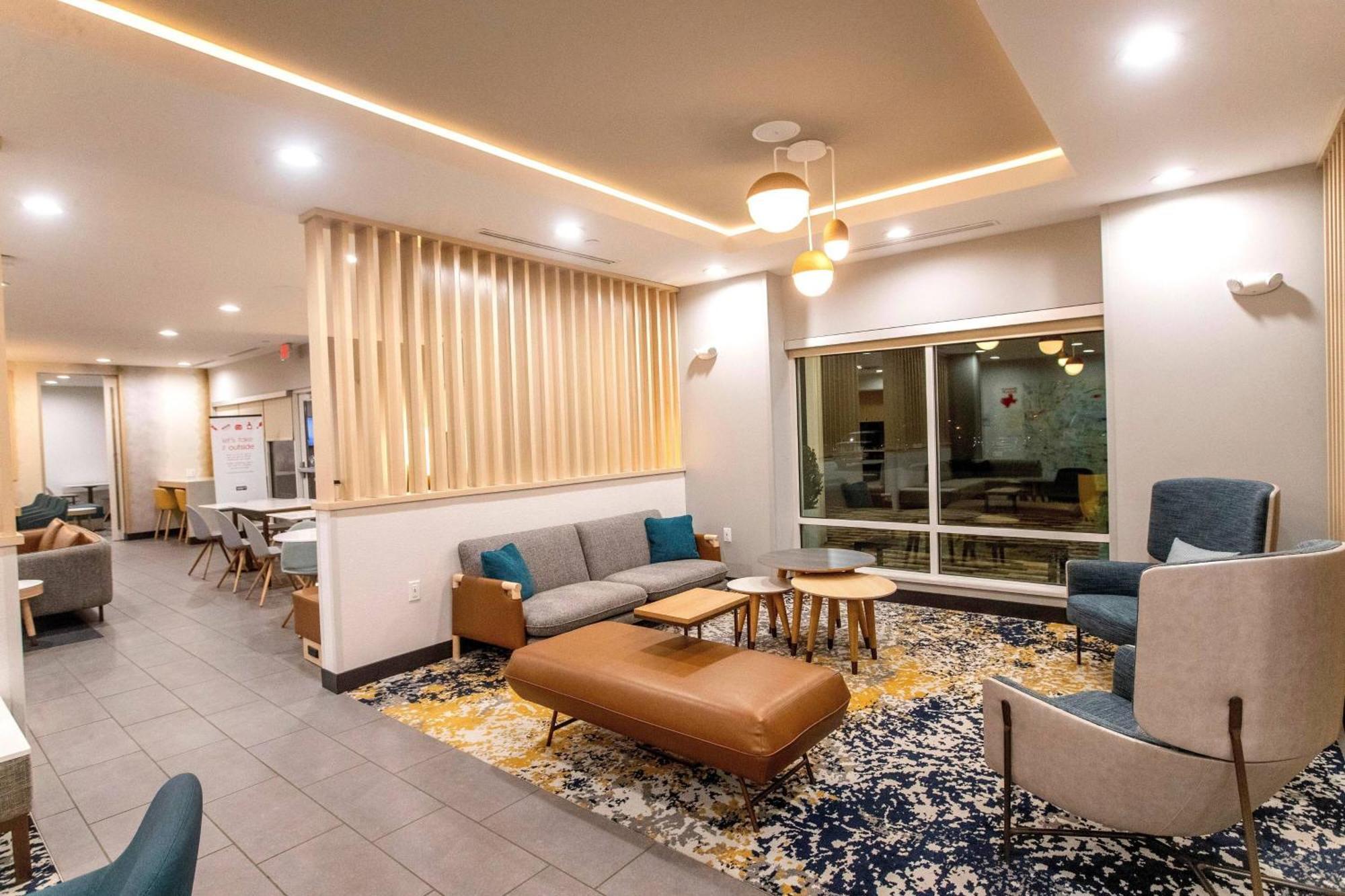 Towneplace Suites By Marriott Conroe Exterior foto