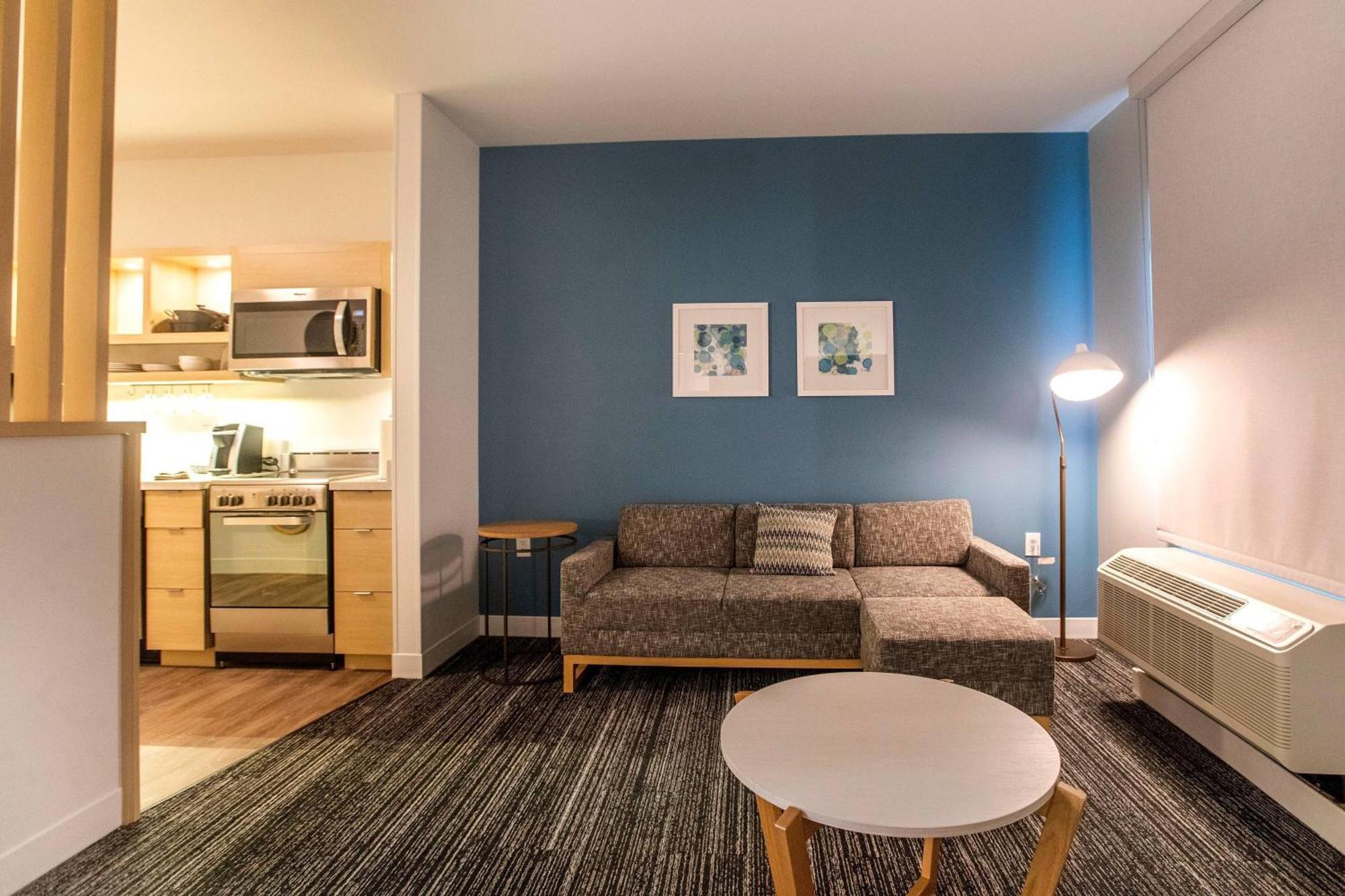 Towneplace Suites By Marriott Conroe Exterior foto